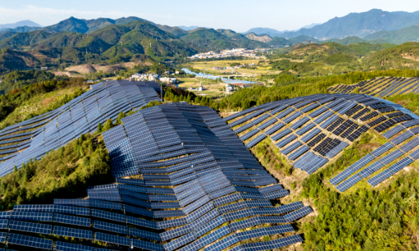 光伏发电站远程监控组网解决方案优化运行策略，发电效率提升