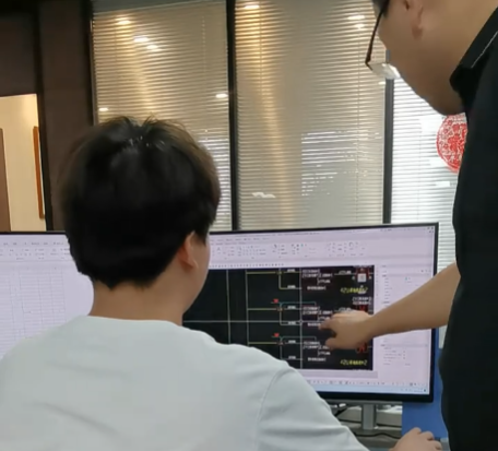 微信图片_20251024114343_595_32 微信图片_20251024114343_595_32